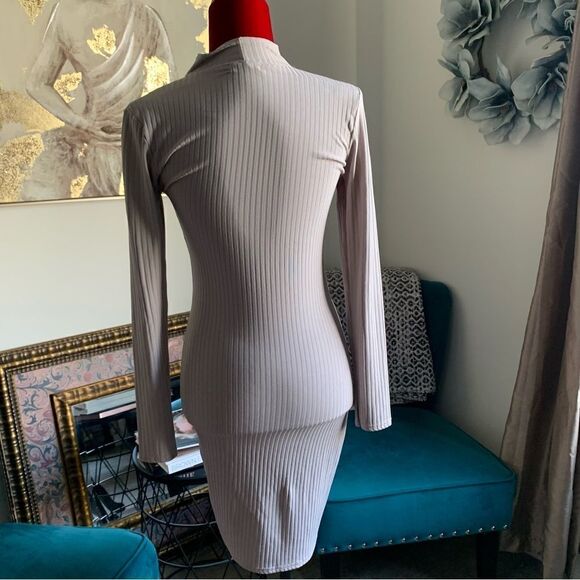 BOHOO GRAY RIBBED MIDI DRESS - Picture 7 of 12